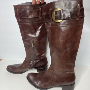 Tentazione Brown Leather Boots Sz 39 US 8.5 Heel With Gold Buckle And Zipper